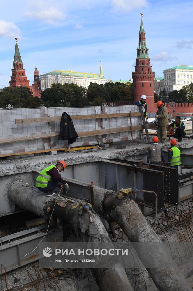 Ремонт Большого Каменного моста в Москве 