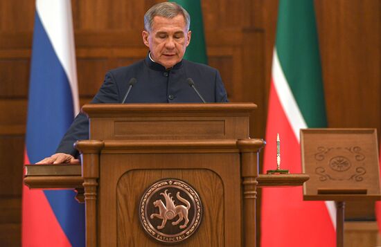 Церемония вступления в должность президента Татарстана Р. Минниханова