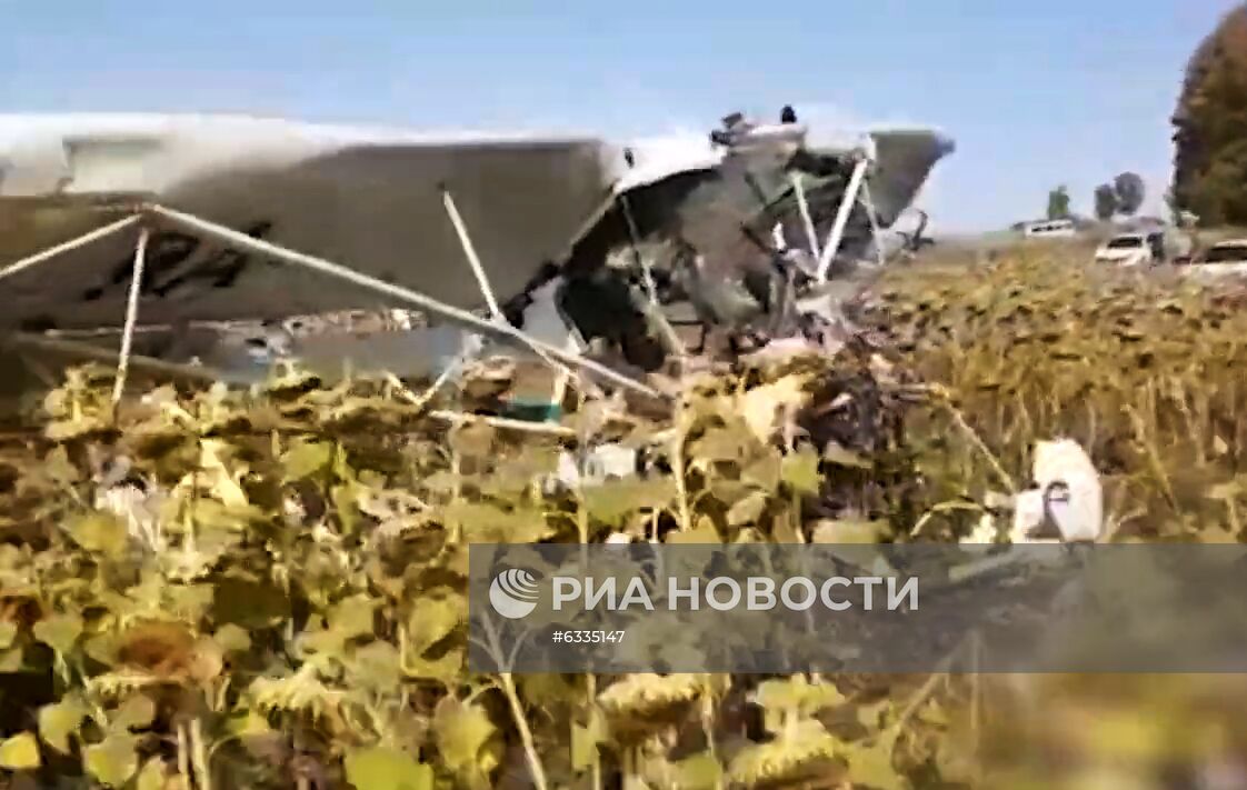 Легкомоторный самолет совершил жесткую посадку в Ульяновской области