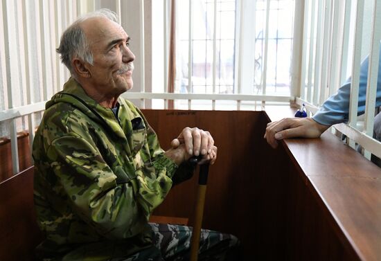 Суд арестовал директора и подозреваемого в поджоге клиники в Красноярске