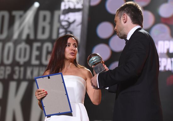 Церемония закрытия фестиваля "Кинотавр"