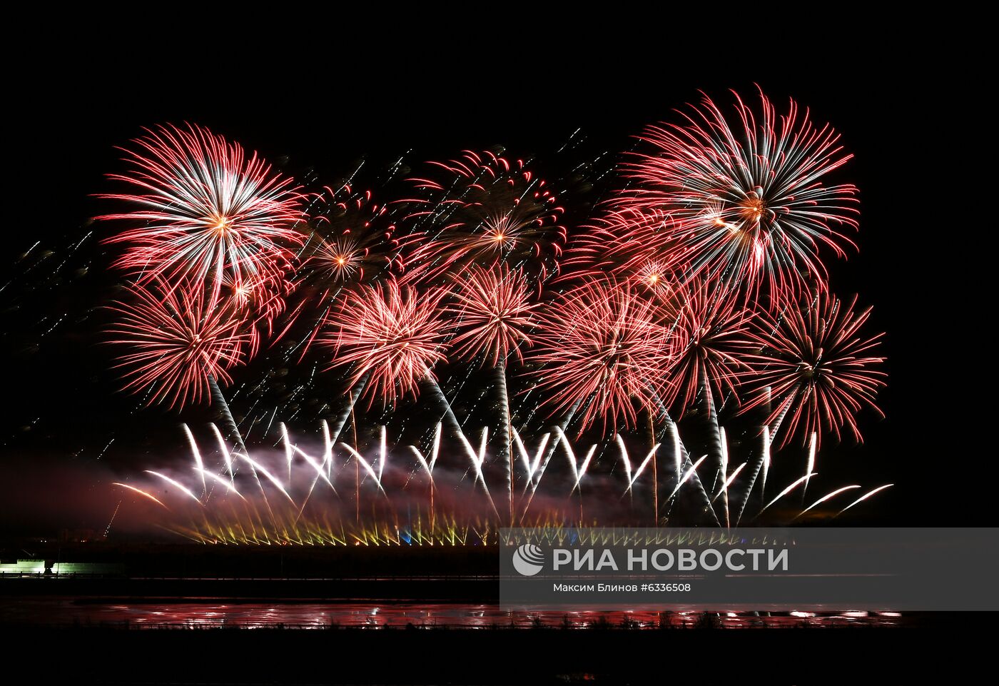 Фестиваль фейерверков "Ростех"