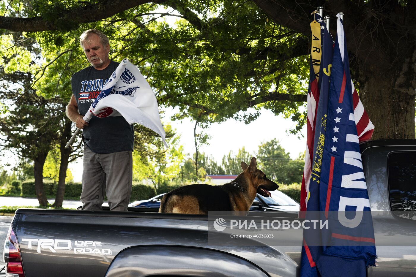 Акция сторонников Д. Трампа в Грешеме