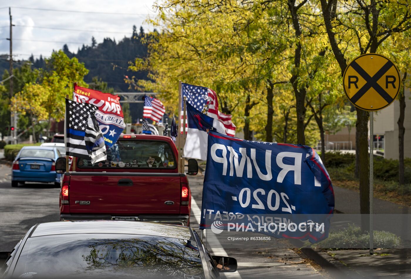 Акция сторонников Д. Трампа в Грешеме