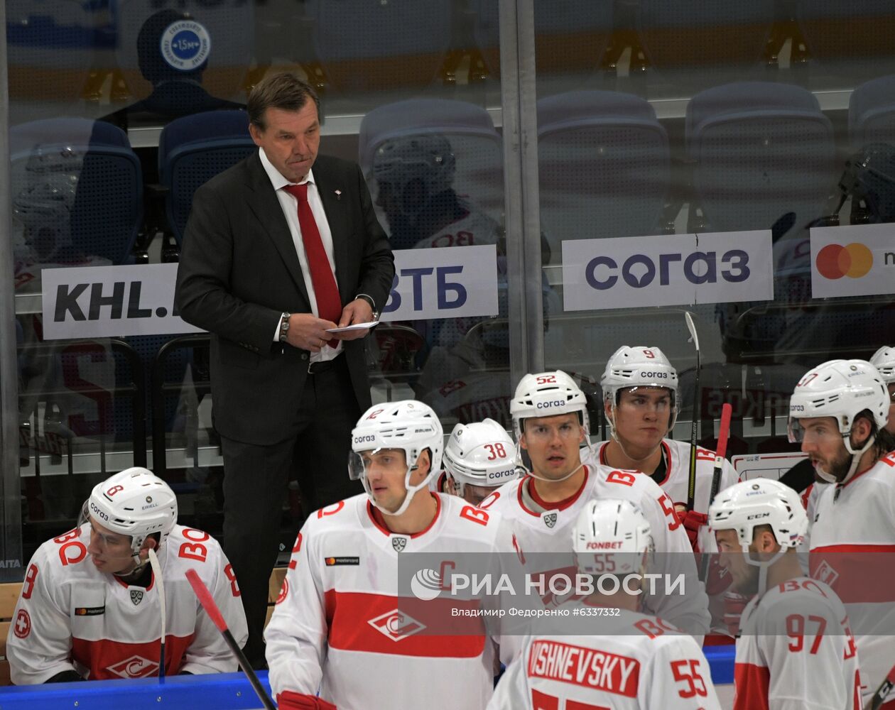 Хоккей. КХЛ. Матч "Динамо"  "Спартак"