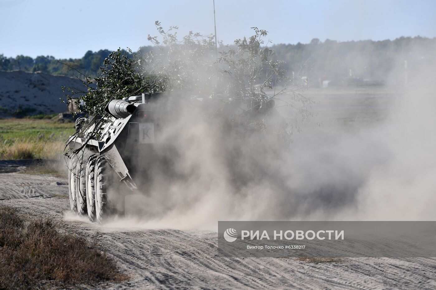 Военная техника во время учений "Славянское братство - 2020" с участием военнослужащих Псковской дивизии ВДВ России и подразделений Сил специальных операций армии Белоруссии на полигоне "Брестский". Место: Белоруссия, Брестская область. Автор: Виктор Толочко/Sputnik/РИА Новости. Военные учения "Славянское братство-2020"