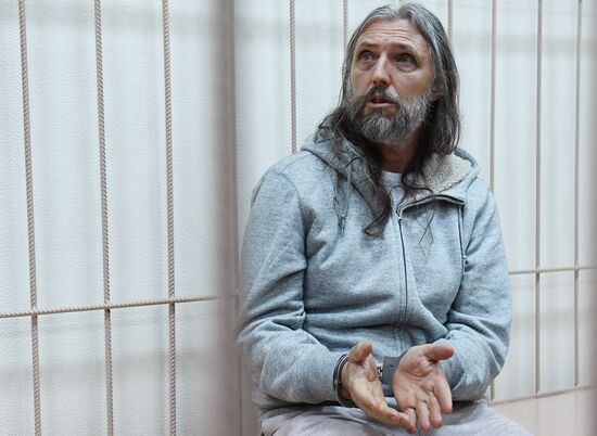 Избрание меры пресечения руководителям "Церкви последнего завета"