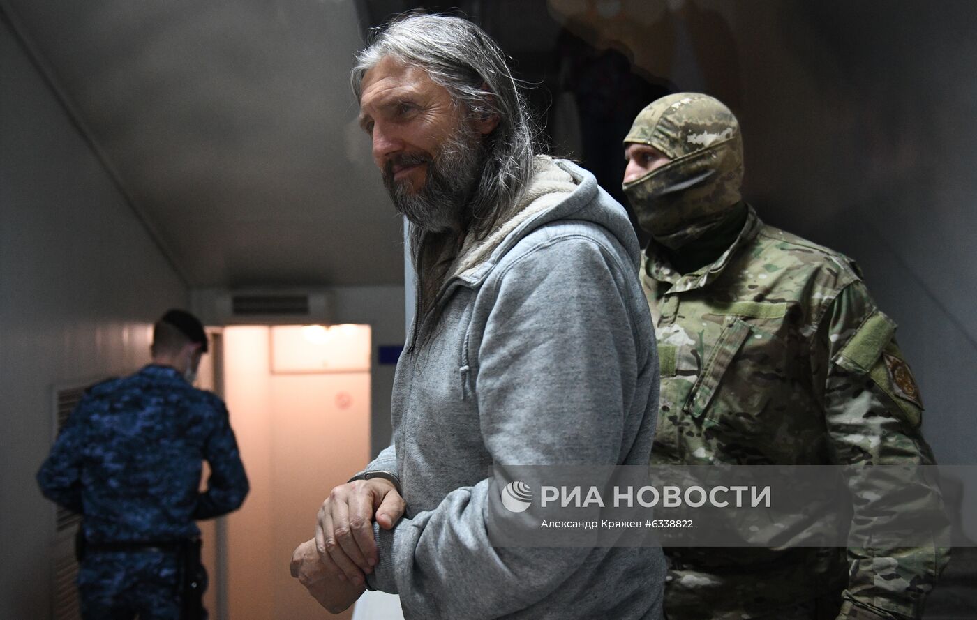 Избрание меры пресечения руководителям "Церкви последнего завета"