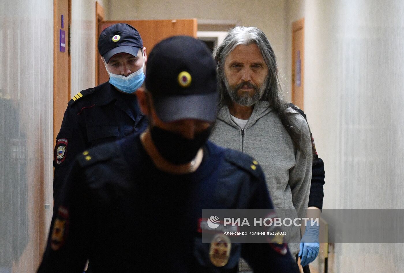 Избрание меры пресечения руководителям "Церкви последнего завета"