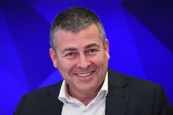 Онлайн-конференция на тему: "Итоги клинических исследований препарата "Арепливир" у пациентов с коронавирусной инфекцией".