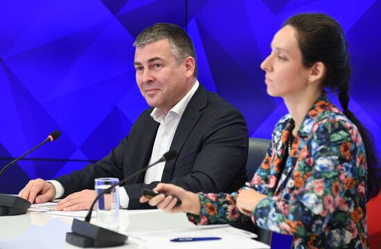 Онлайн-конференция на тему: "Итоги клинических исследований препарата "Арепливир" у пациентов с коронавирусной инфекцией".