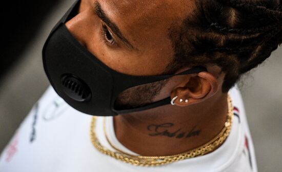 Подготовка к российскому этапу чемпионата мира по кольцевым автогонкам в классе "Формула-1"