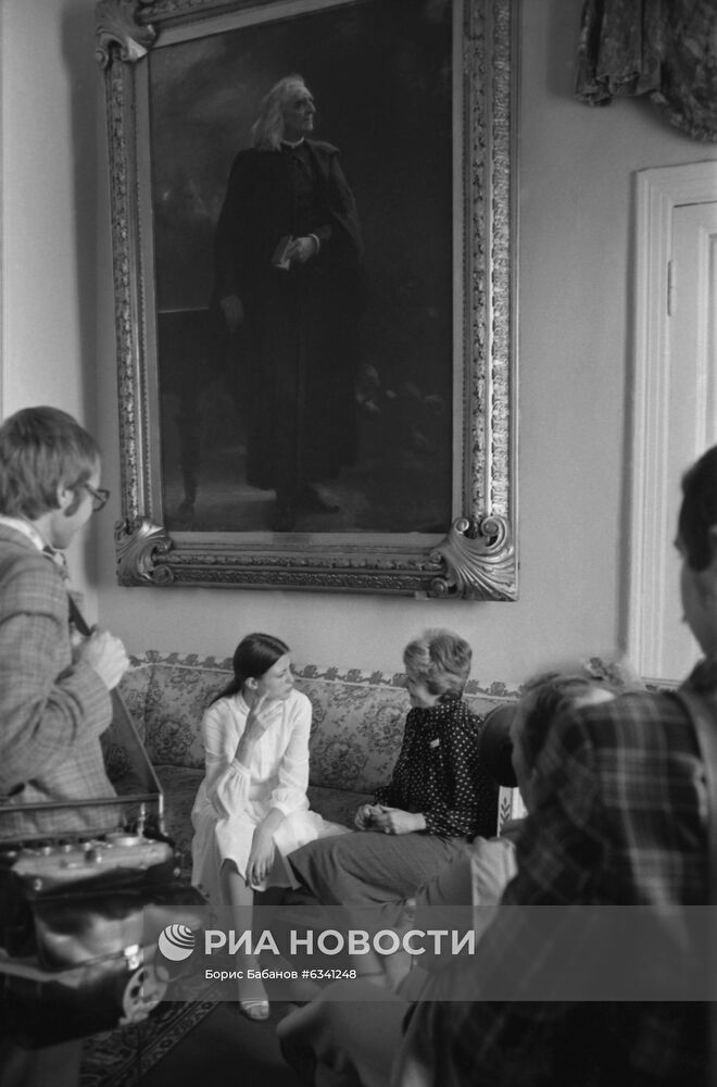 Скрипачка Виктория Муллова