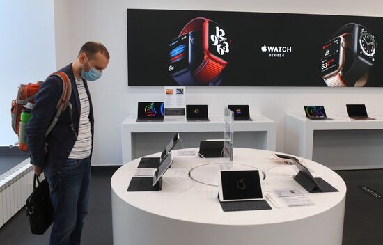 В России начались продажи новинок от Apple 