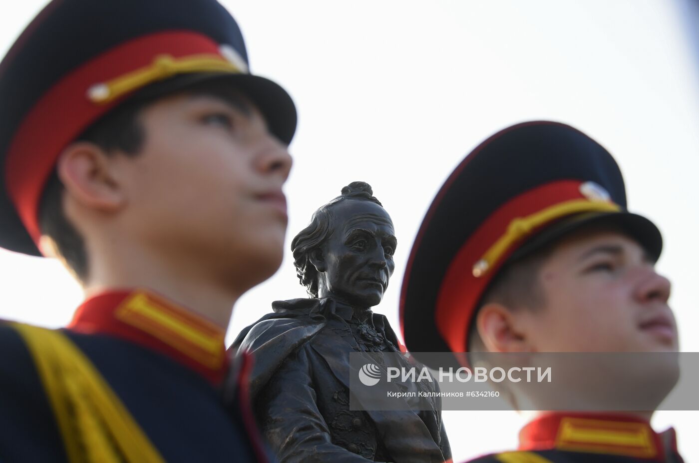 Открытие памятника А. Суворову во Владимирской области 