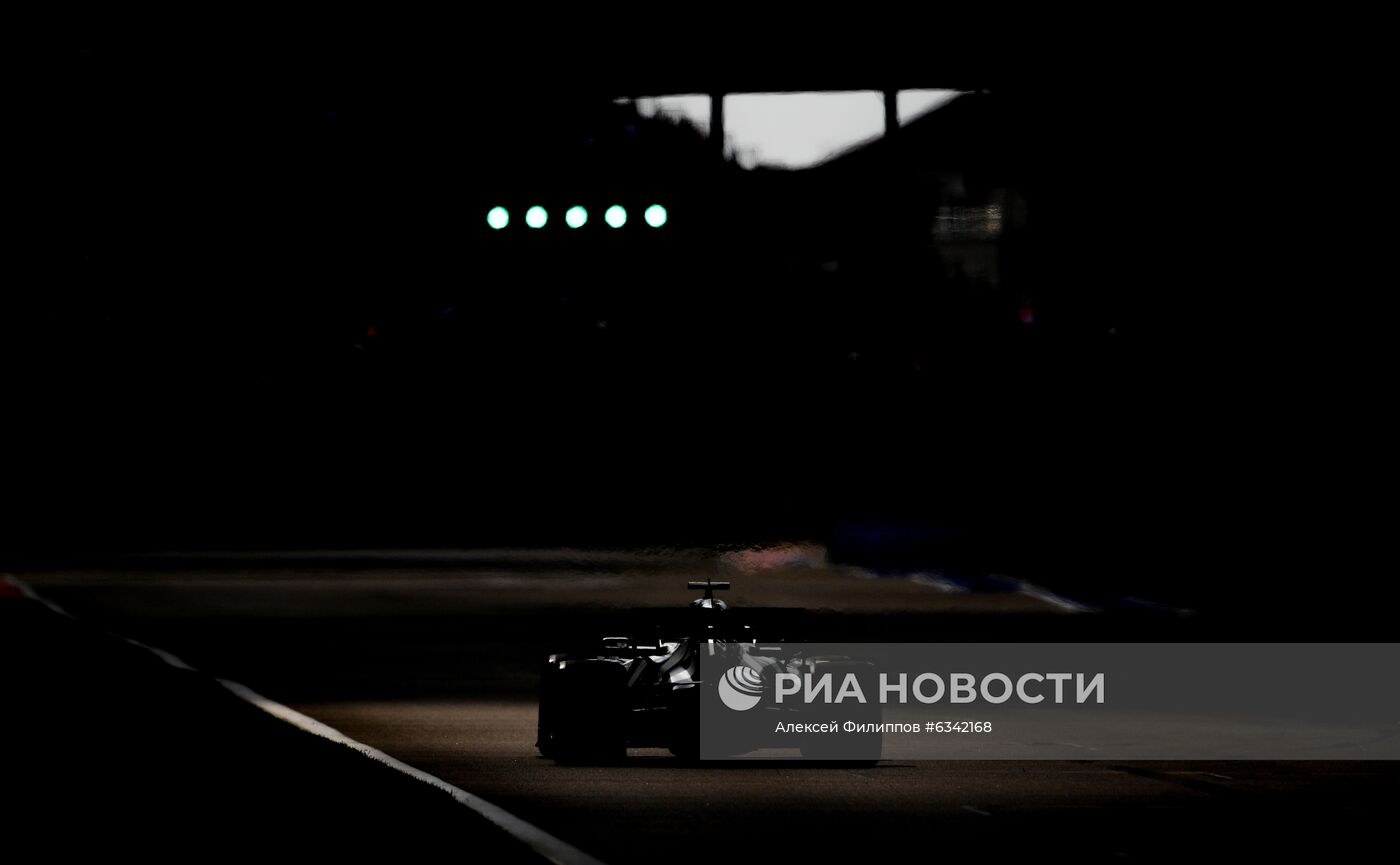 Автоспорт. Формула 1. Гран-при России. Свободные заезды. Третья сессия