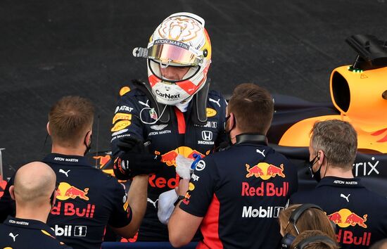 Автоспорт. Формула 1. Гран-при России. Квалификация