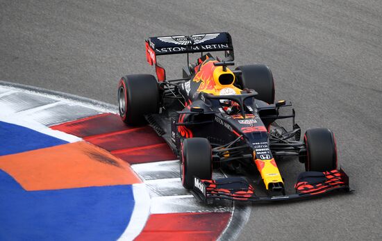 Автоспорт. Формула 1. Гран-при России. Квалификация