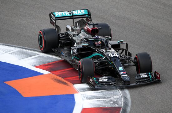 Автоспорт. Формула 1. Гран-при России. Квалификация