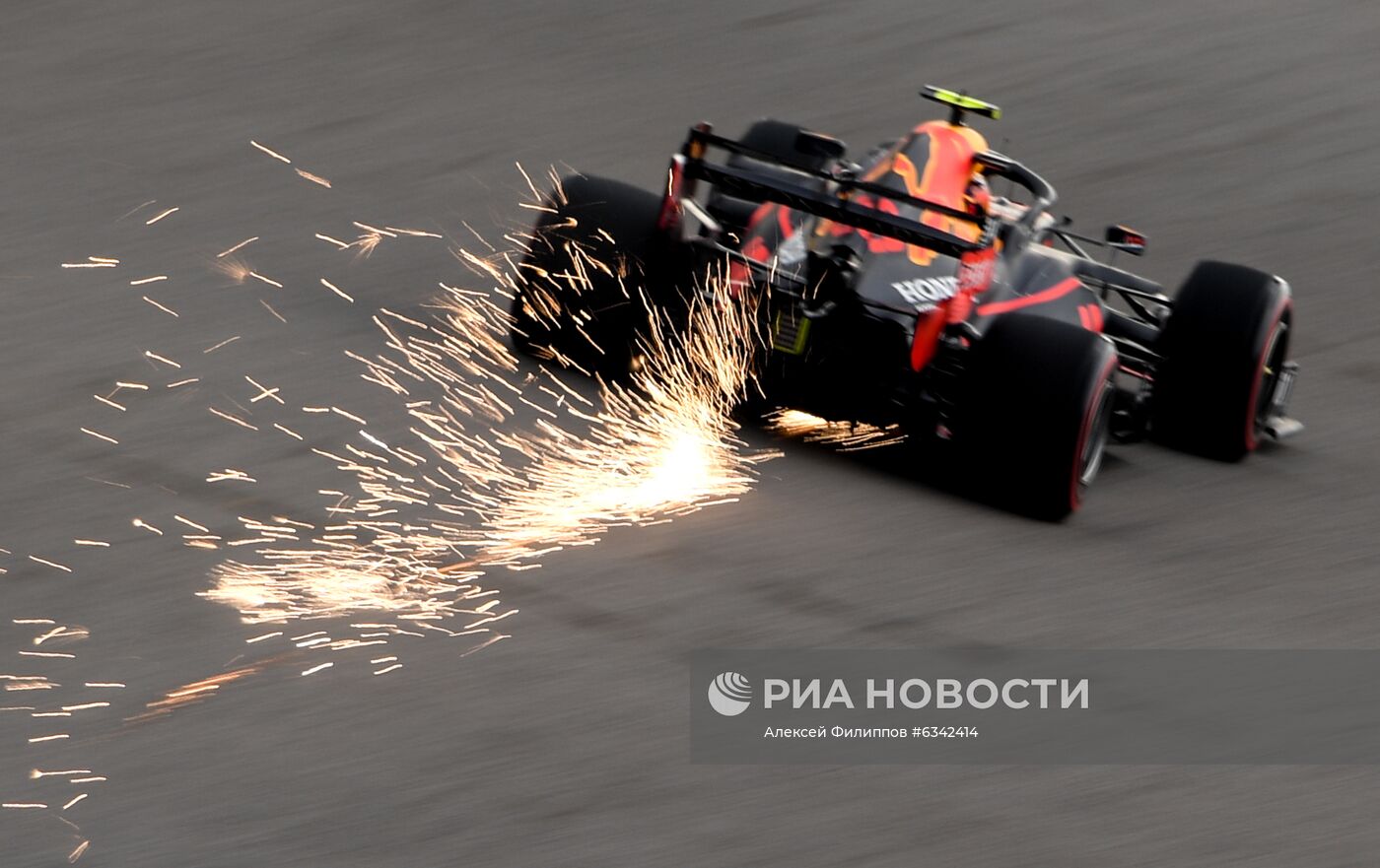 Автоспорт. Формула 1. Гран-при России. Квалификация