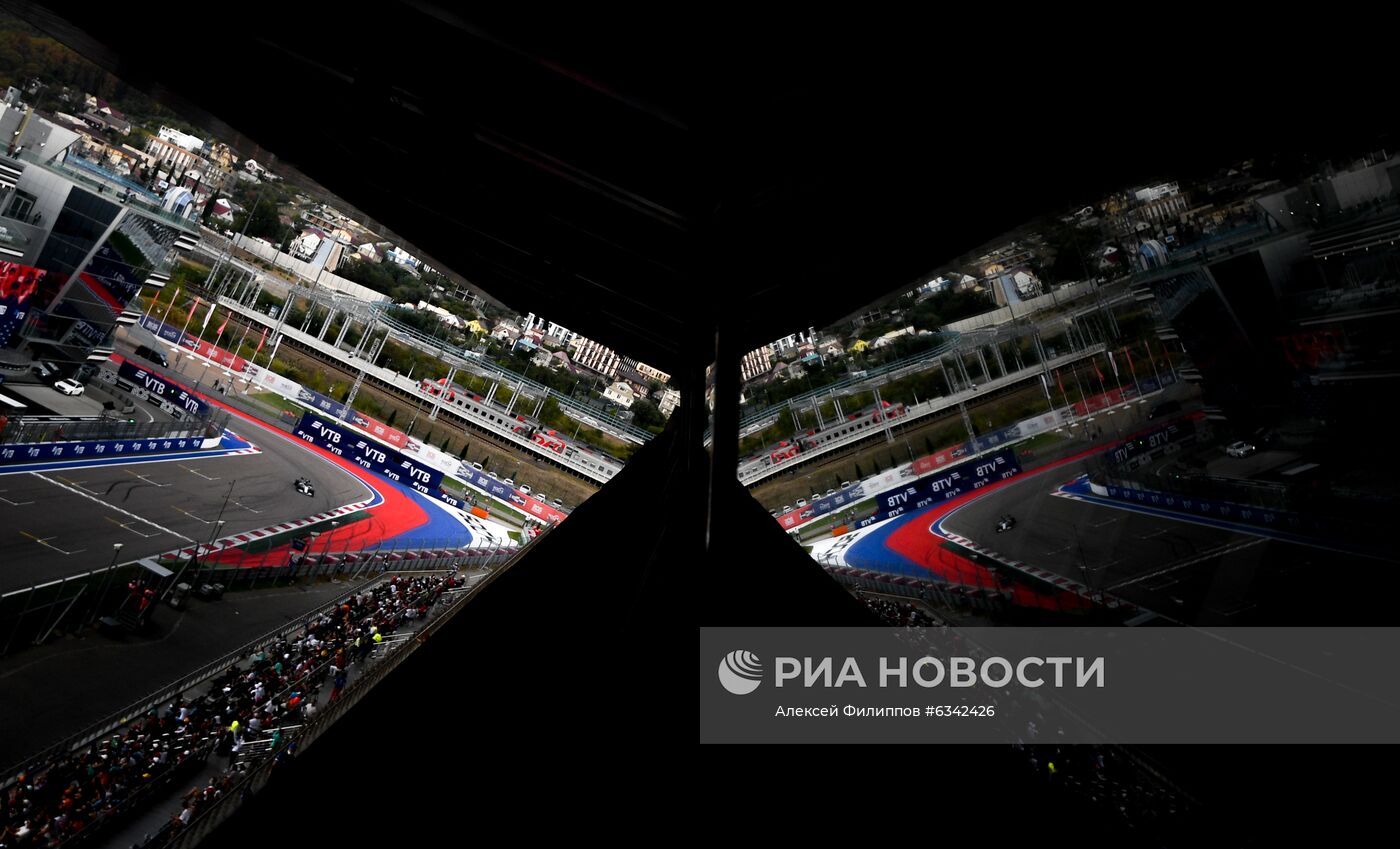 Автоспорт. Формула 1. Гран-при России. Квалификация