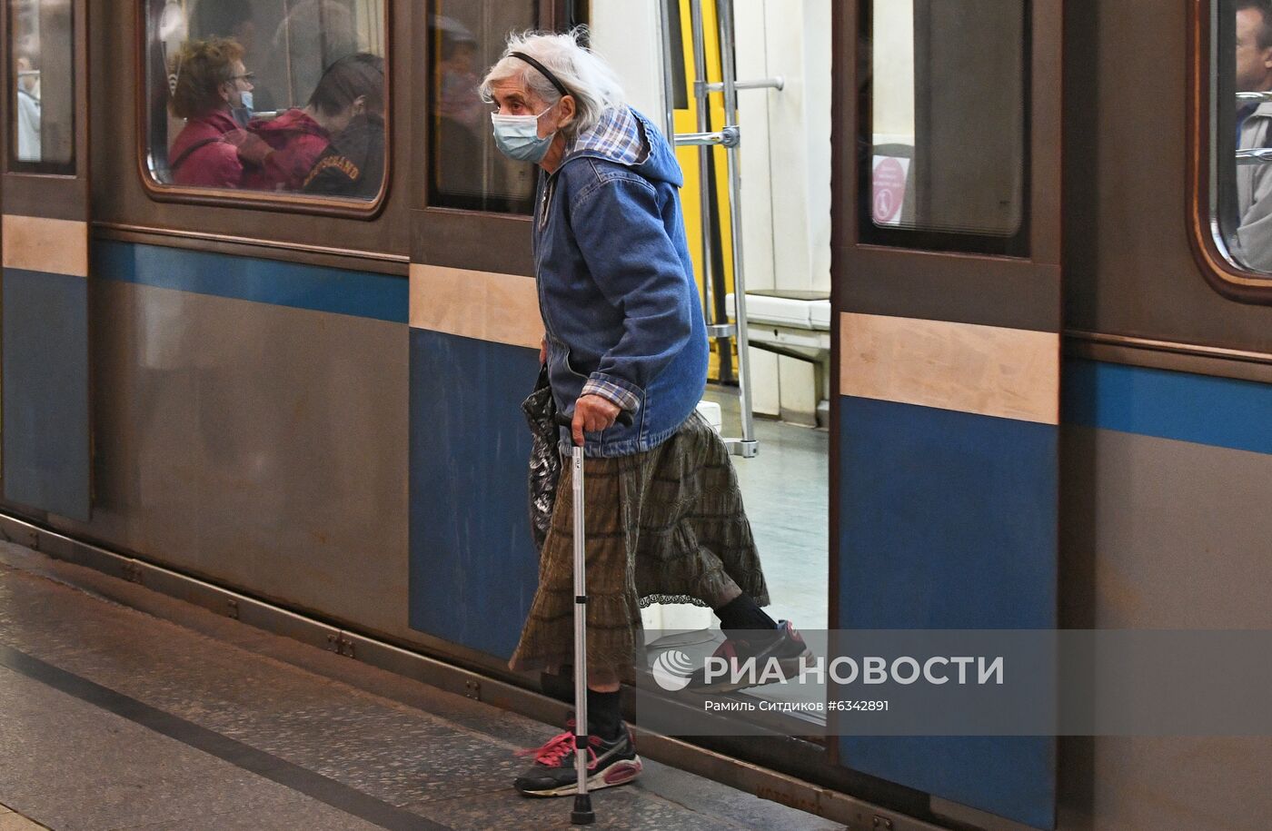 В Москве вводятся ограничения из-за  COVID-19