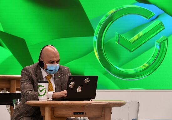 Сбербанк открыл первый офис в новом формате