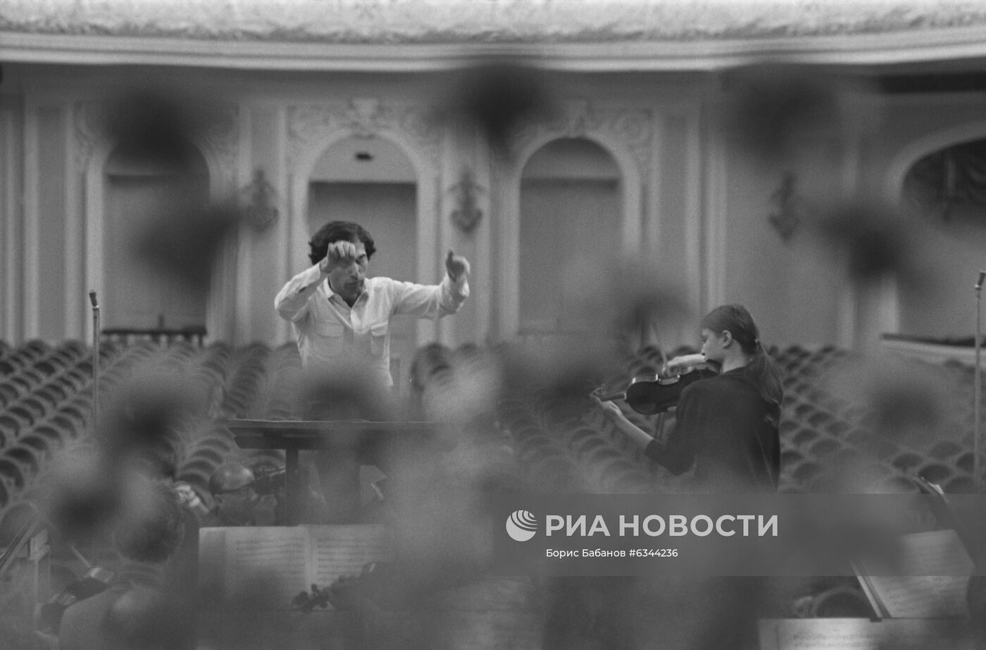 Скрипачка Виктория Муллова