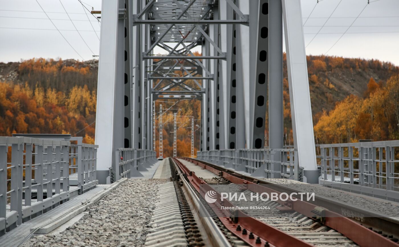 Открытие нового ж/д моста через реку Кола  