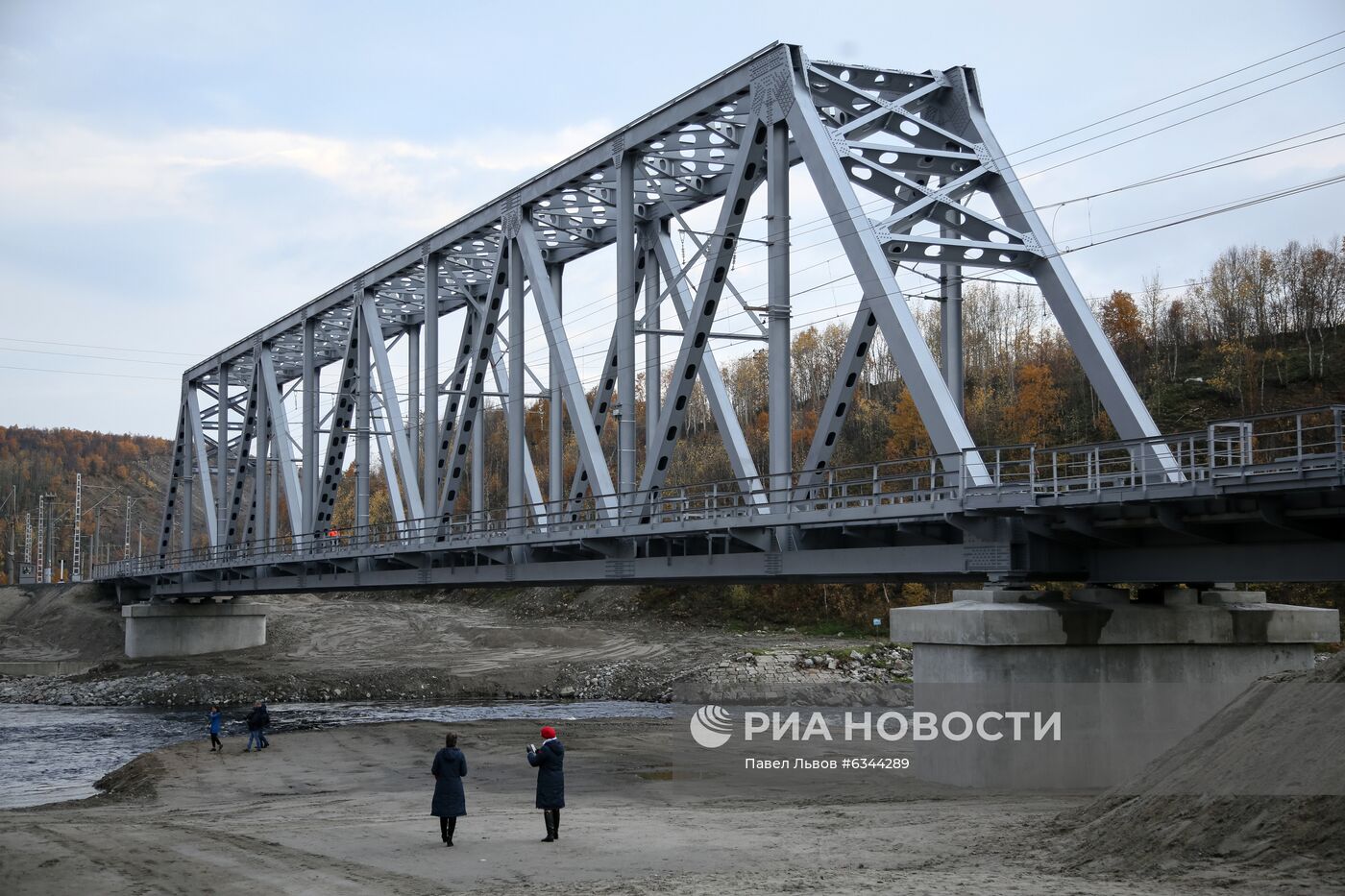 Открытие нового ж/д моста через реку Кола  