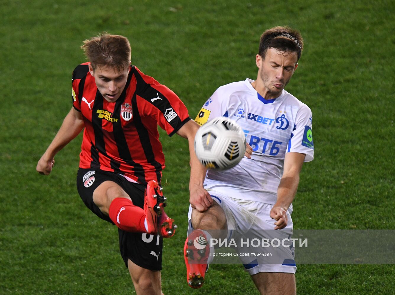 Футбол. РПЛ. Матч "Химки" - "Динамо"