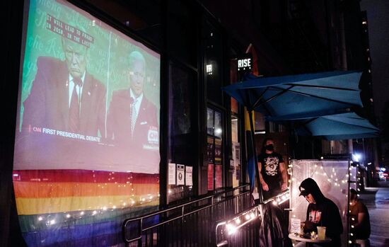 Трансляция дебатов Д. Трампа и Д. Байдена в США