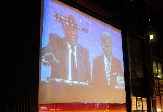 Трансляция дебатов Д. Трампа и Д. Байдена в США