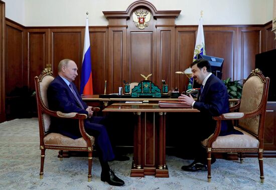 Президент РФ В. Путин встретился с ректором РАНХиГС В. Мау