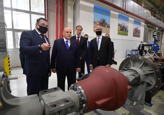 Рабочая поездка премьер-министра РФ М. Мишустина в Южный федеральный округ