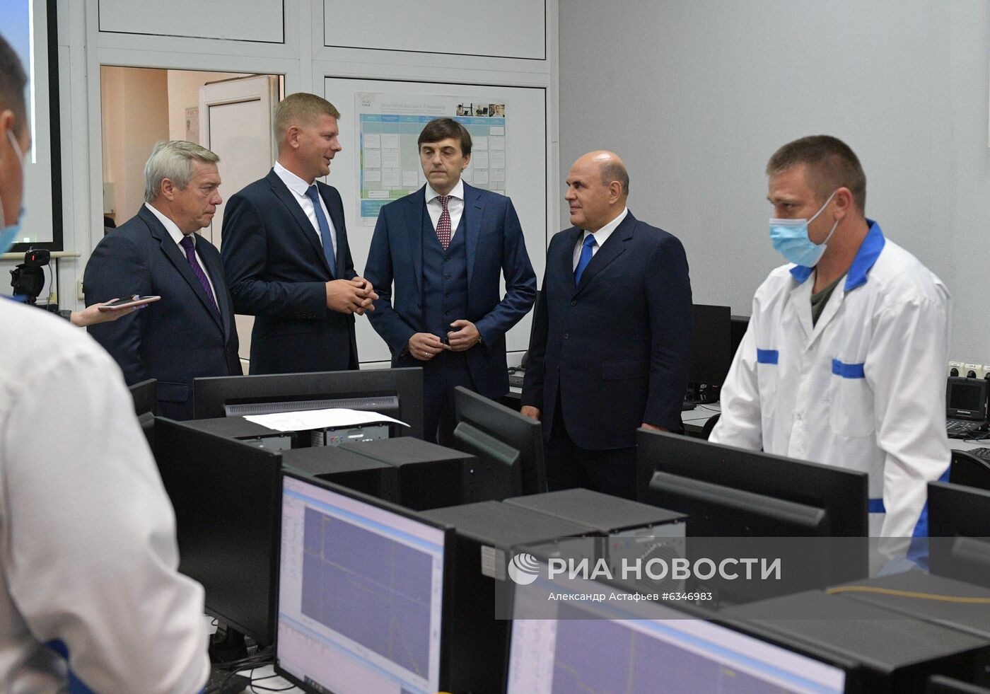 Рабочая поездка премьер-министра РФ М. Мишустина в Южный федеральный округ