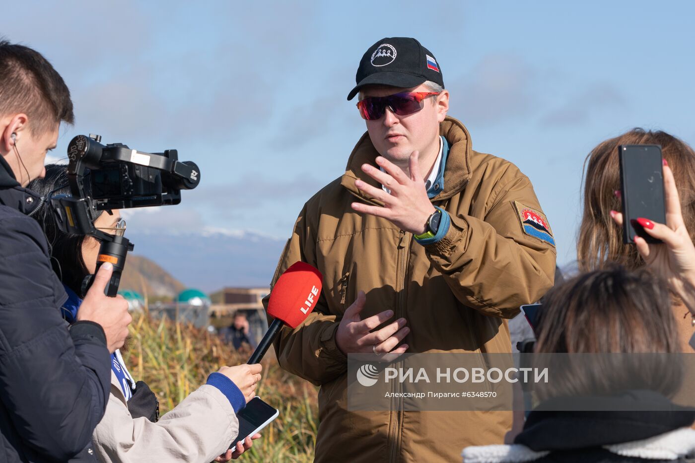 Рейд по берегу Авачинского залива на Камчатке