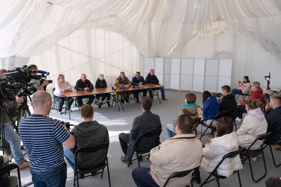 Рейд по берегу Авачинского залива на Камчатке