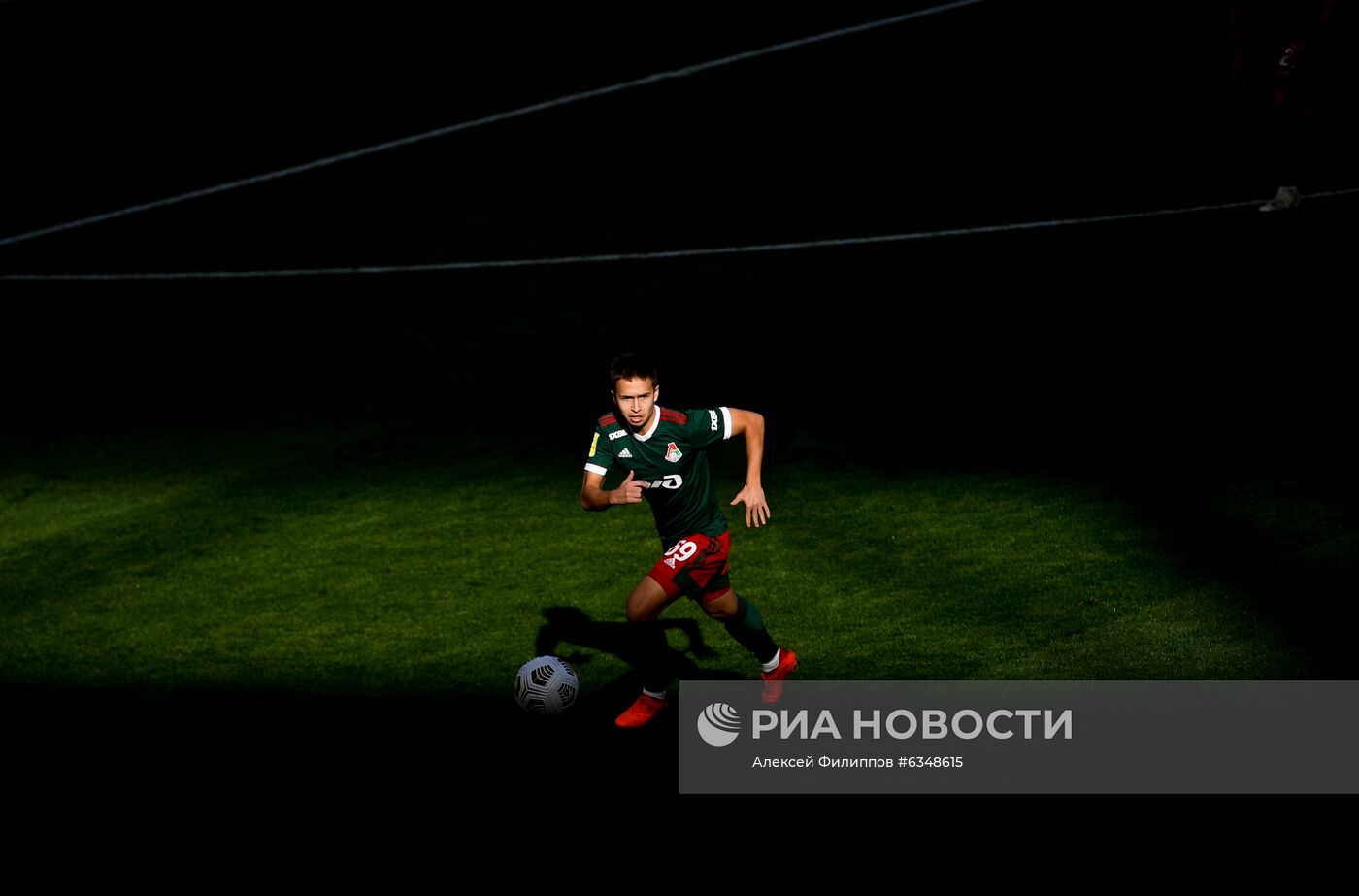 Футбол. РПЛ. Матч "Локомотив" - "Химки"