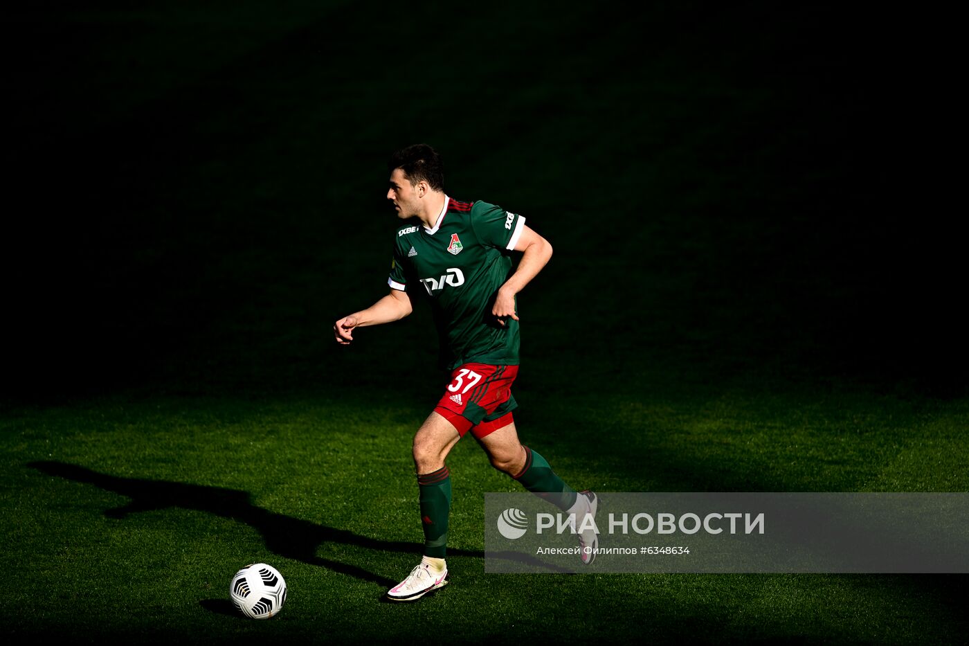 Футбол. РПЛ. Матч "Локомотив" - "Химки"