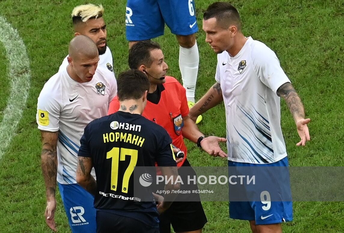 Футбол. РПЛ. Матч "Сочи" - "Ростов"