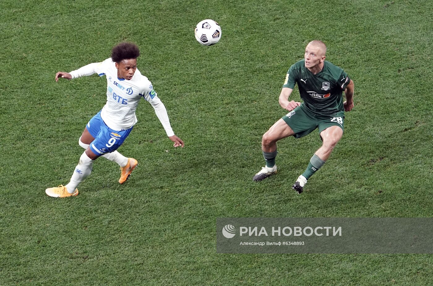 Футбол. РПЛ. Матч "Динамо" - "Краснодар"