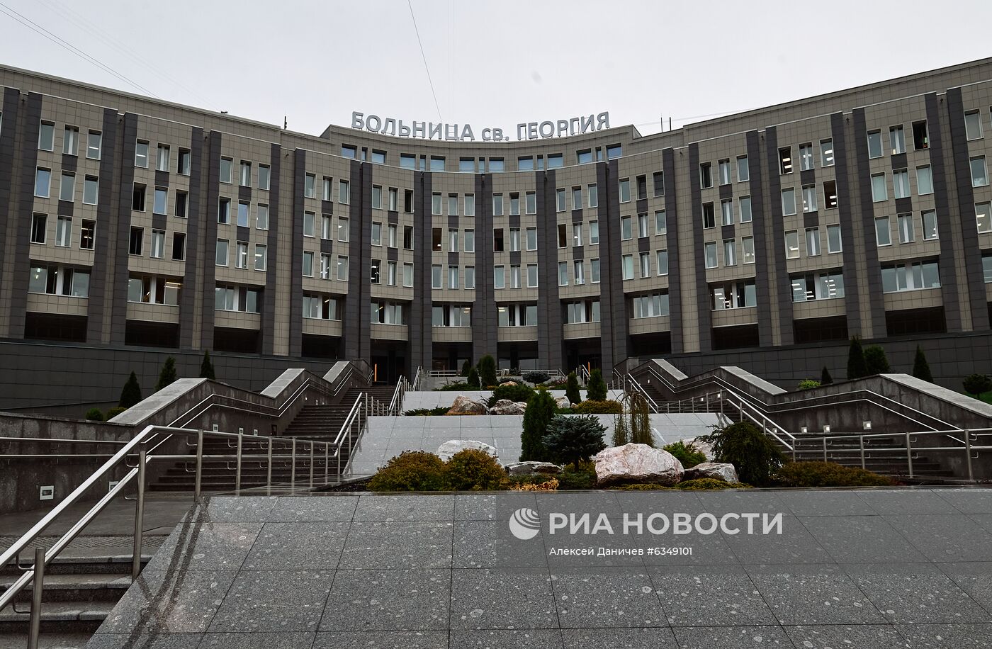 Лечение больных COVID-19 в больнице Св. Георгия в Санкт-Петербурге