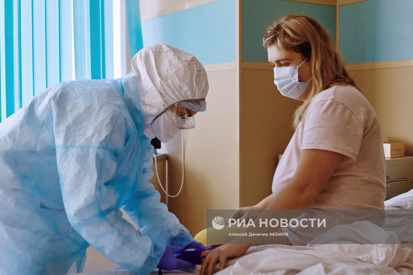 Лечение больных COVID-19 в больнице Св. Георгия в Санкт-Петербурге