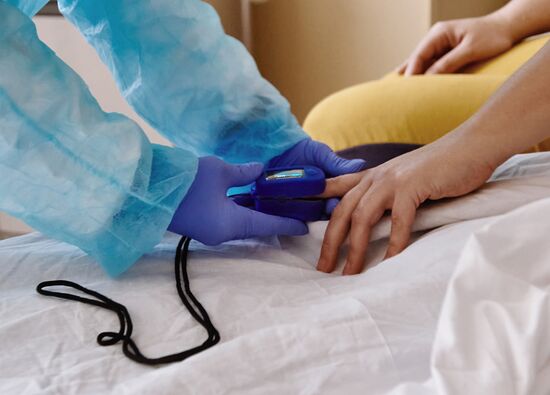 Лечение больных COVID-19 в больнице Св. Георгия в Санкт-Петербурге