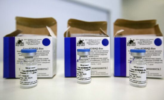 Вакцинация врачей от коронавируса в Мурманске