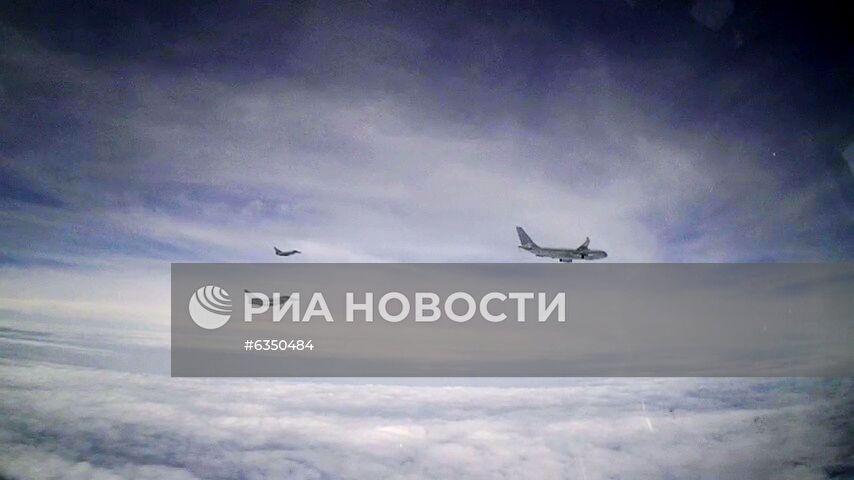 Российский Су-27 перехватил британские самолеты над Чёрным морем
