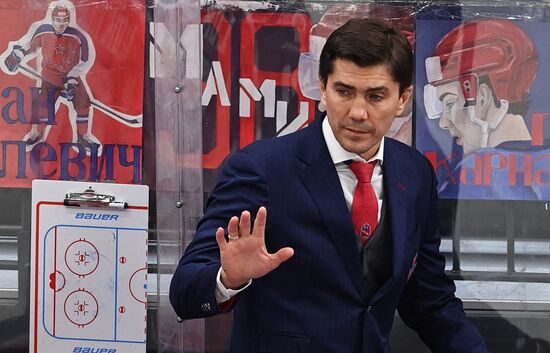 Хоккей. КХЛ. Матч ЦСКА - "Динамо" (Москва)