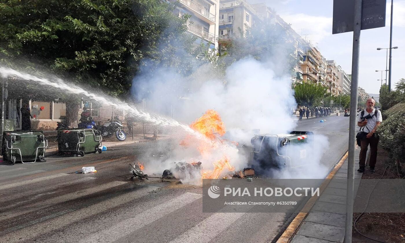 Беспорядки в Греции