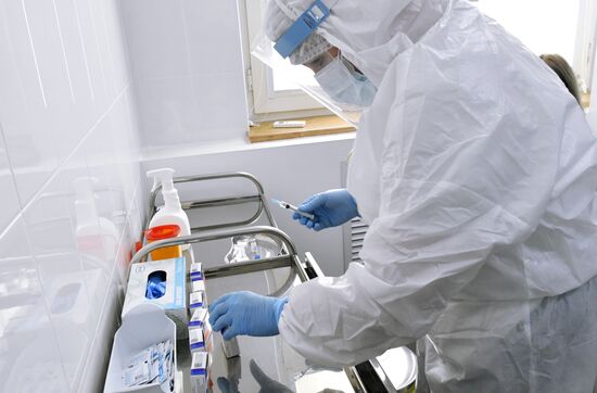 Вакцинация врачей от коронавируса в Краснодаре